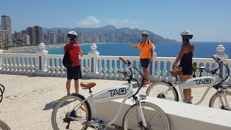 Paseo bicicleta eléctrica Benidorm