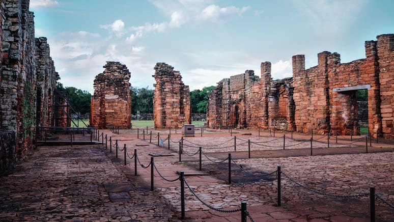 Recorre San Ignacio y a las minas de Wanda en un día