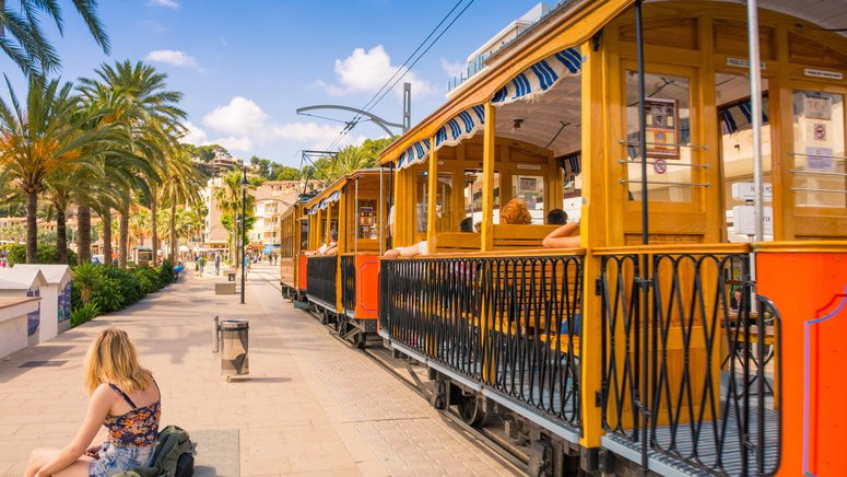 Excursió tren tranvía barco Soller