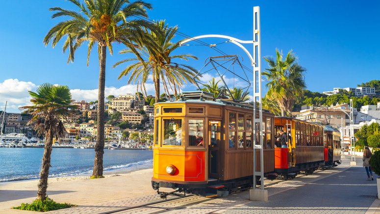 Excursió tren tranvía barco Soller