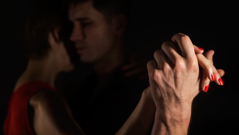 Aprende bailar Tango visita Milonga 