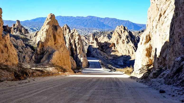 Tour por Salinas Grandes, Purmamarca y Salta 