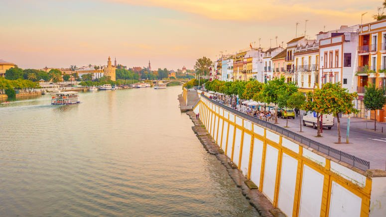 Tour Triana conoce leyendas y misterios 