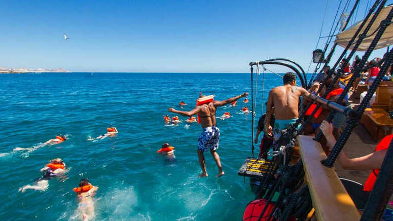 Snorkel Roca Pelícanos