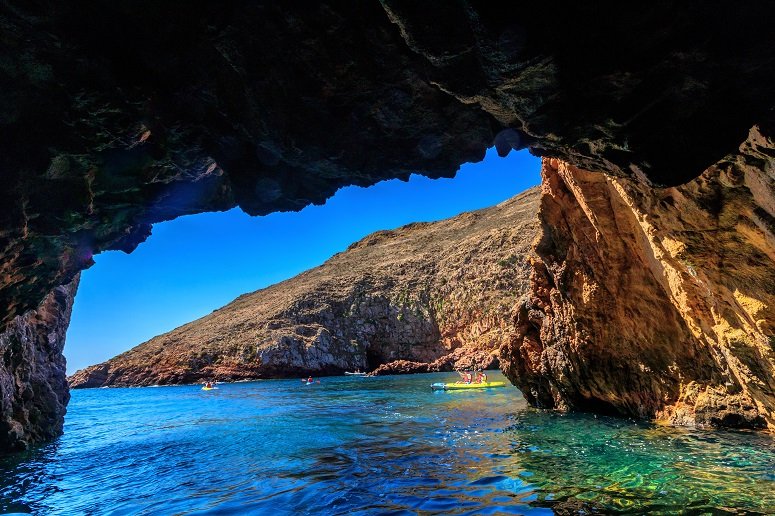 Tour grupo bote y kayak Peniche