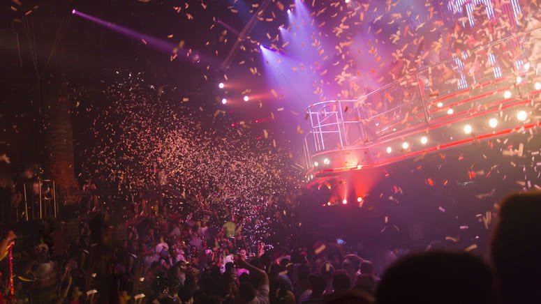 Entrada discoteca CoCo Bongo barra libre