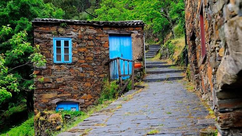 Tour Aldeas Xisto y Serra da Lousã