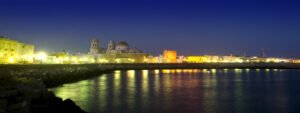 free tour misterios leyendas cadiz