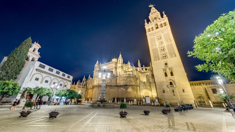 free tour sevilla noche