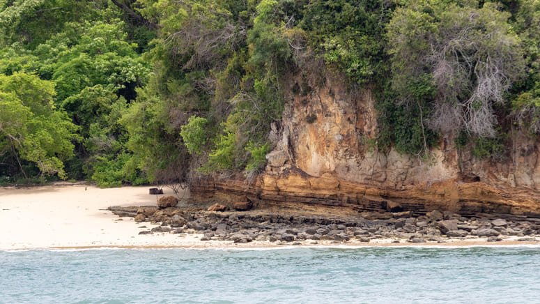 Disfruta de una excursión a Isla Chapera