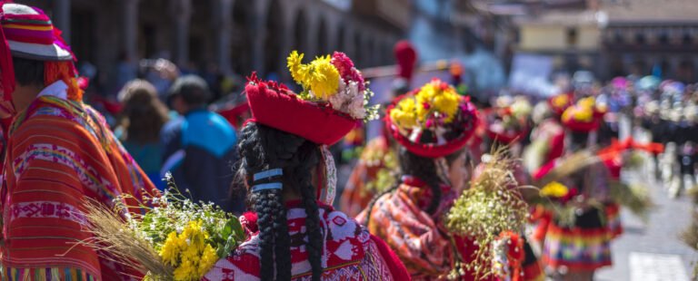 Descubre el mercado y las ruinas de Cusco