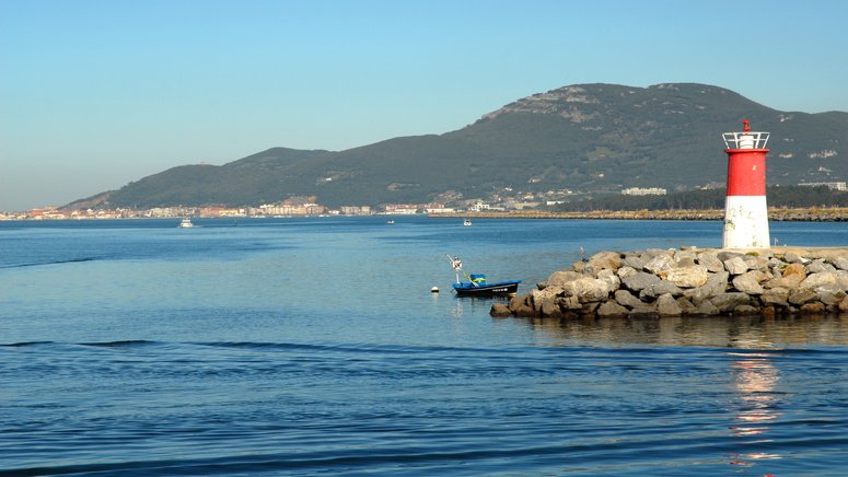 tour villa santoña paseo barco bahía